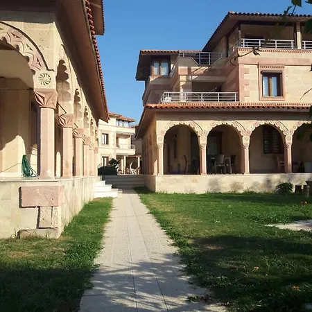 Egzotik Tas Villada Bir *